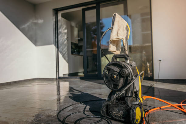 Best Animal Enclosure Cleaning  in Red Oak, IA